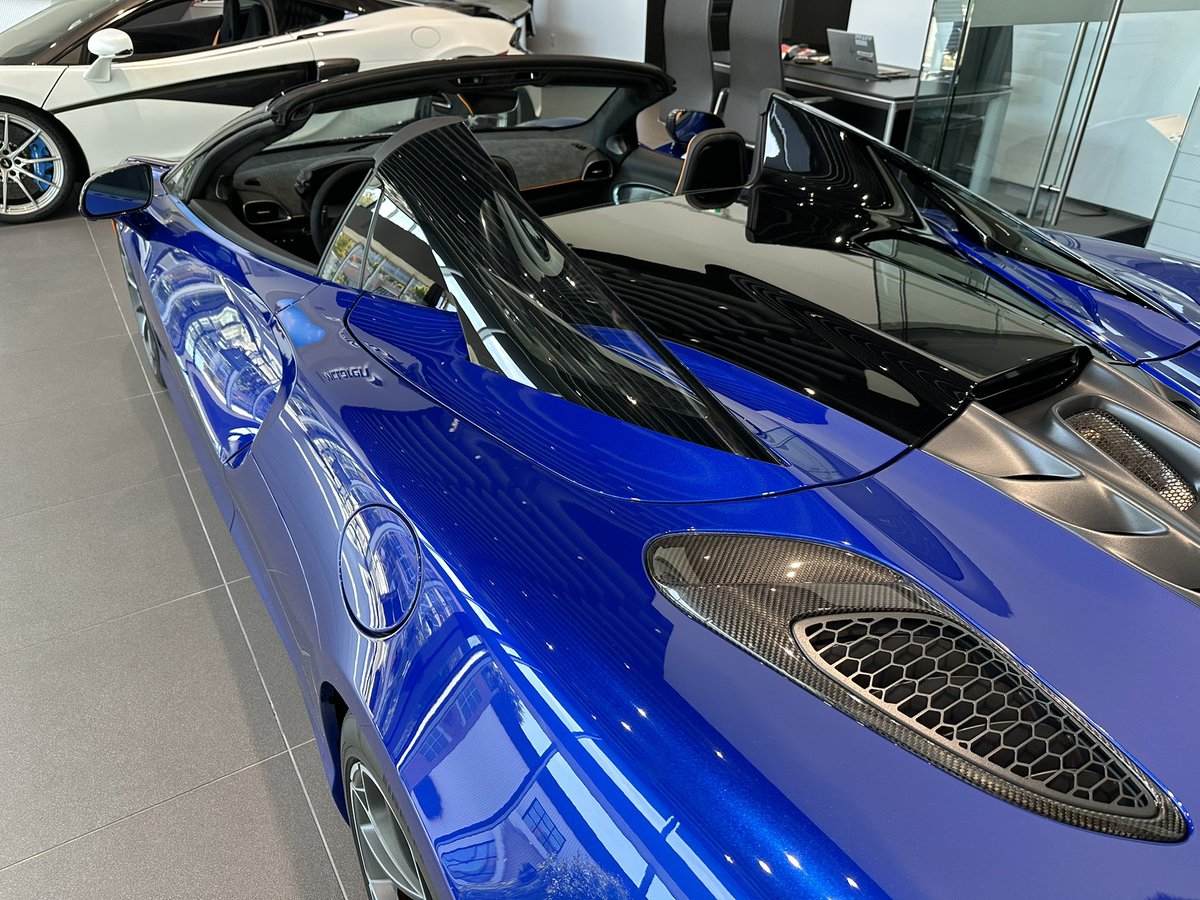 Archie81_'s tweet photo. Part 1:

Did a little outing today and checked out the Pfaff Mclaren Vancouver and Lamborghini Vancouver dealerships.

Very cool experience and some seriously impressive cars!

These are the photos from the McLaren dealership https://t.co/oTxxhfT2WT