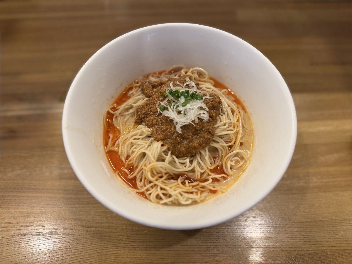 4cforc's tweet photo. 近所の麺屋龍壽さんのごまひや(冷やし担々麺)。めちゃくちゃ美味い！
10月から営業形態が変わって中華そば龍壽さんになってもこれは存続して欲しいなぁ。 https://t.co/OD4zbKc5jd