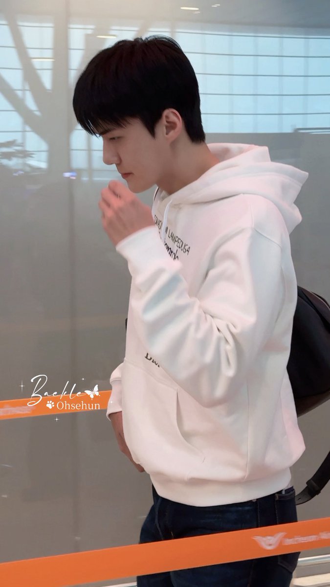 baekleee0506's tweet photo. 2026.7.22 ICN🛫

#EXO #엑소 #weareoneEXO 
#SEHUN #세훈 #吴世勋 #セフン
@weareoneEXO https://t.co/z1ex7TFFmP