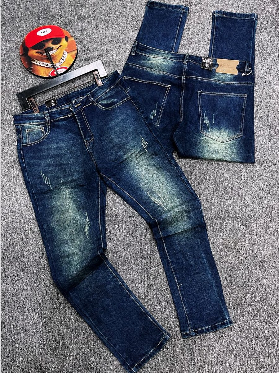 iamkingtesab's tweet photo. Straight jeans

₦19k https://t.co/EqgEM5CZ8R