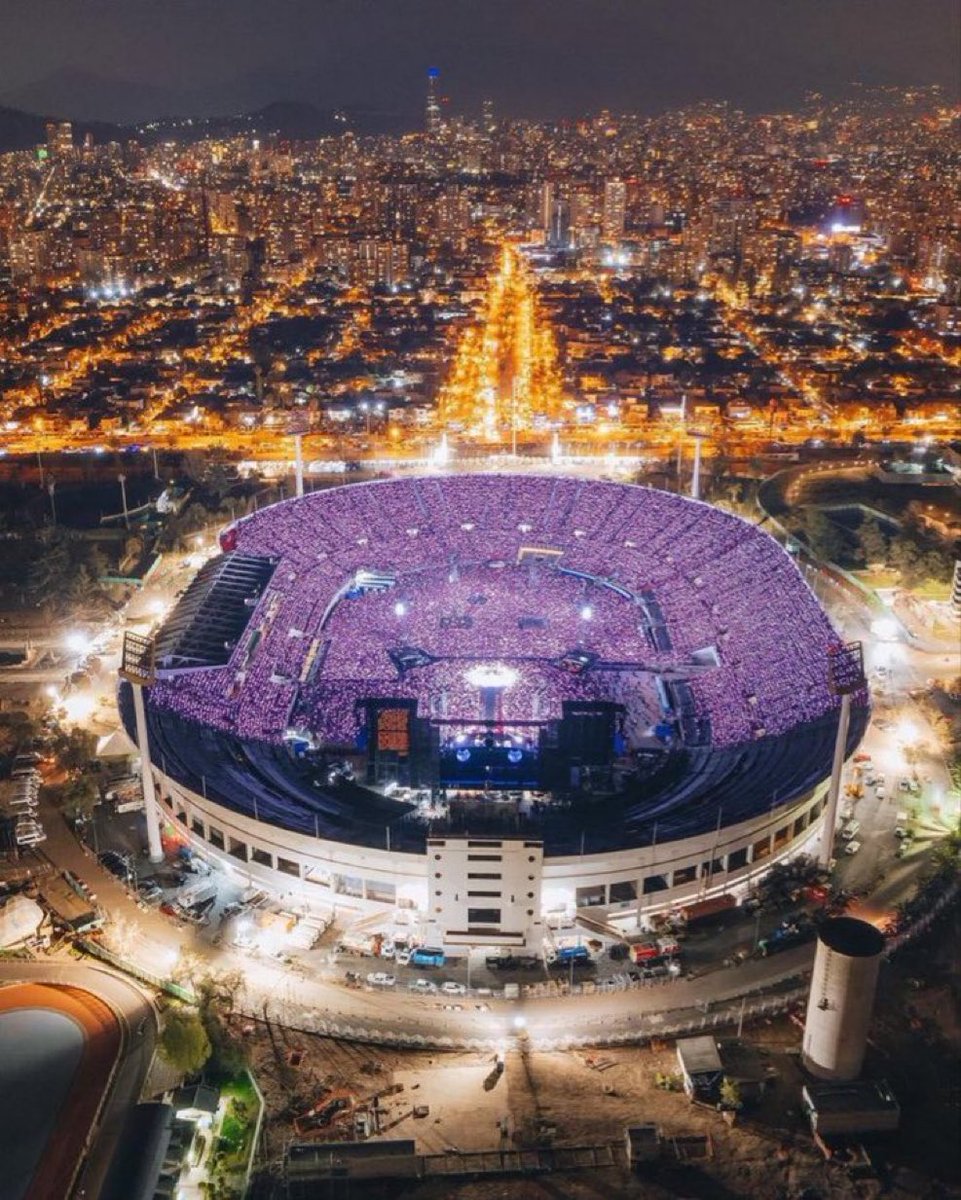 ChileanCrave's tweet photo. National Stadium has been autorized for BTS in October

CNN Chile reports https://t.co/rA2gLo4YIu
