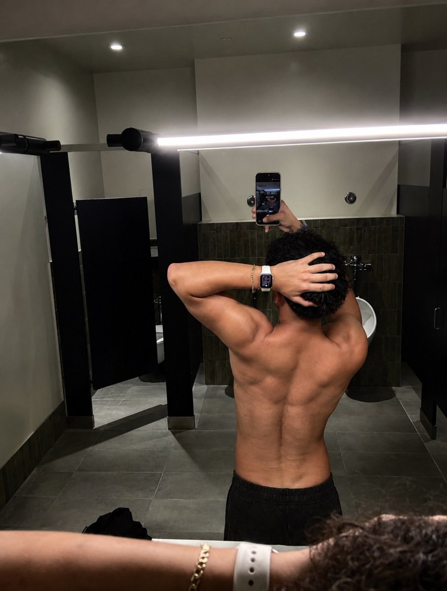 moralsronn's tweet photo. A successful back day ✅ #wataa #mlm https://t.co/2BQcHbGeCT
