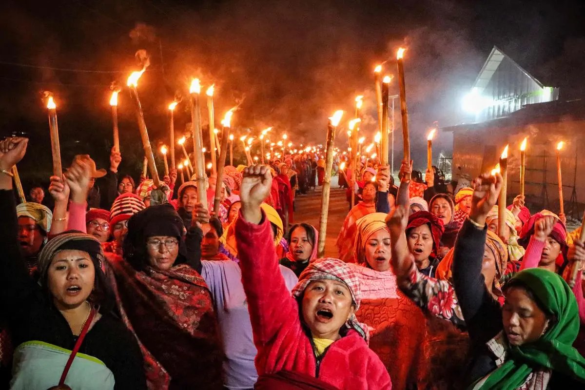epppyyy's tweet photo. Do not forget about Manipur

For 3 years, Narendra Modi, let Manipur burn
Tens of thousands are dead, women were stripped naked and paraded on the streets

The only time he spoke of Manipur in 3 years, was when a movie won n award. https://t.co/BCpgdQUYUc