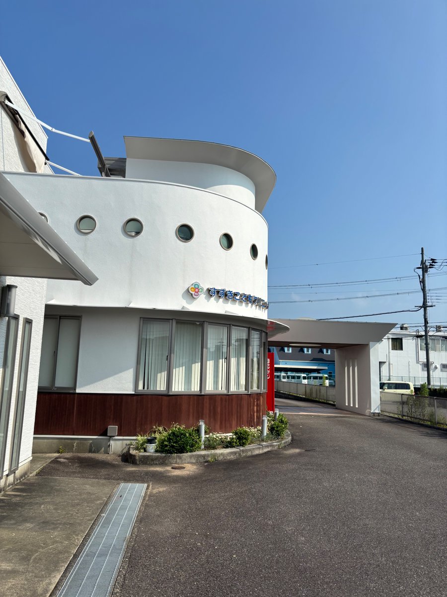 ishachoku's tweet photo. ただいまの和歌山のお天気は🌤️
今日も暑いですね💦
熱中症にならないよう、水分補給や適度な休憩を忘れずに。
無理せず、体調第一で過ごしましょう！

#イマソラ
#和歌山
#企業公式が毎朝地元の天気を言い合う https://t.co/oD1We4hQqC