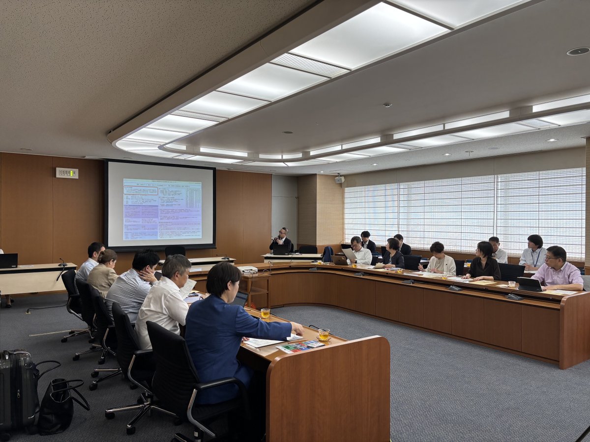 moriguchi_gikai's tweet photo. ７月17日（金）、東京都墨田区議会の学校プールの在り方調査特別委員会の皆様が「���後の小中学校等の水泳指導の在り方について」をテーマに視察でおいでになりました。本市を視察先に選んでいただきありがとうございました。今回の視察が少しでもお役に立てれば幸いです。 https://t.co/3Q4vMhdCfk