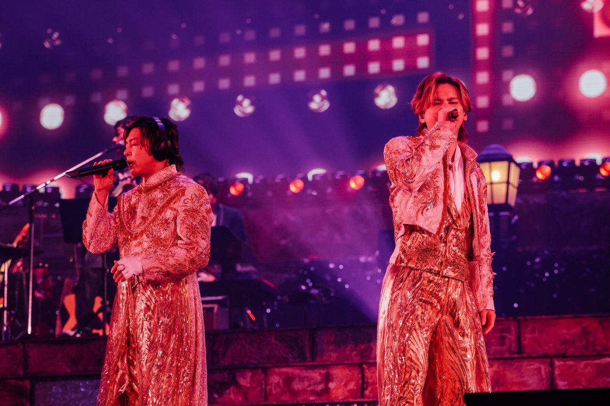 realsoundjp's tweet photo. ═══  DOMOTO ライブレポート  ═══

📎https://t.co/0fBrdUZQyQ

DOMOTOは変わらずステージに立ち続けるーー
新たな1ページをめくり、2人の軌跡を刻んだ東京ドーム公演詳細レポ

#DOMOTO @DOMOTO_EL https://t.co/FL1M4lgMrY
