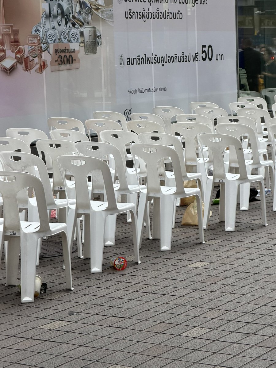Rune_d33r's tweet photo. นี่คือผลงานของคนที่พี่อำนวยความสะดวกให้ตั้งแต่เมื่อคืนค่ะ  สร้างกฏเอง ไม่ทำตามเอง ภาพลักษณ์เสียๆที่ตามมา จะมาโทษแฟนคลับที่ทำตามกฏที่พี่ตั้งไว้ ตั้งแต่แรกไม่ได้นะคะ  ถ้ามีกล่าวโทษตามหลัง จะมาวีนค่ะ 

#SEHUNxDIOR https://t.co/SYKbvl25Mx
