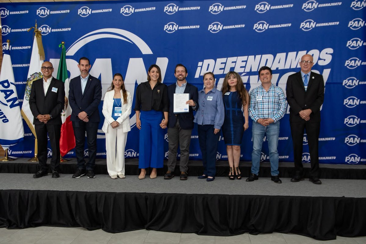 VictorZanella's tweet photo. Sigo firme en los valores que nos unen.

Hoy me registré como aspirante para formar parte de los Defensores de la Patria, la Familia y la Libertad de #AcciónNacional. Un reto que asumo con responsabilidad y el compromiso de seguir construyendo desde esos mismos principios. https://t.co/ZeondFpZd1