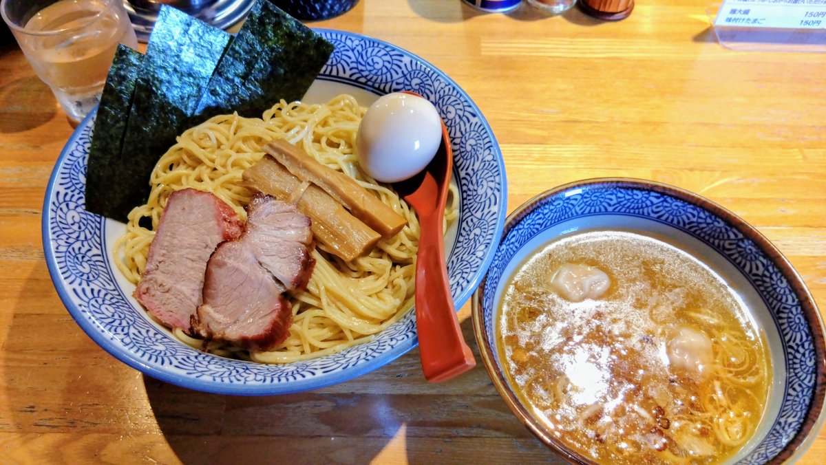 ryuronryuron's tweet photo. 一昨日昨日と連休でした
一昨日は身体の疲れを取るために買い物のみ
昨日は前から約束してて暫くぶりにお客さんと #支那そばなかじま さんへ

特製つけそば 大盛

お客さんの送迎は自分でつけそばはお客さんにご馳走様になりました！
6月から行ってなかったので、また来週食べにいっちゃうよー！！ https://t.co/uln5Ugf1OO
