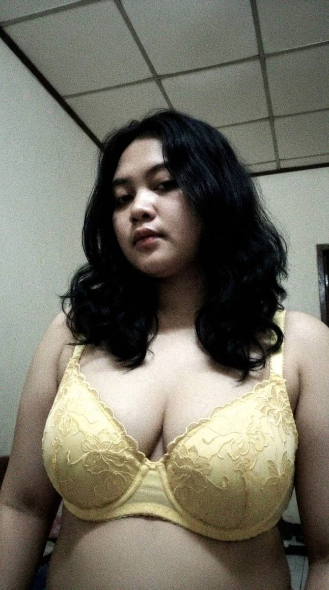 OppaiArts_'s tweet photo. Menggoda bgt🤭 https://t.co/UcmAzaqiGL