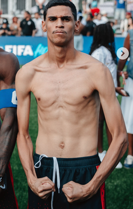 lorenssooooo's tweet photo. luva de pedreiro thinspo https://t.co/ffcSyFp8Xc