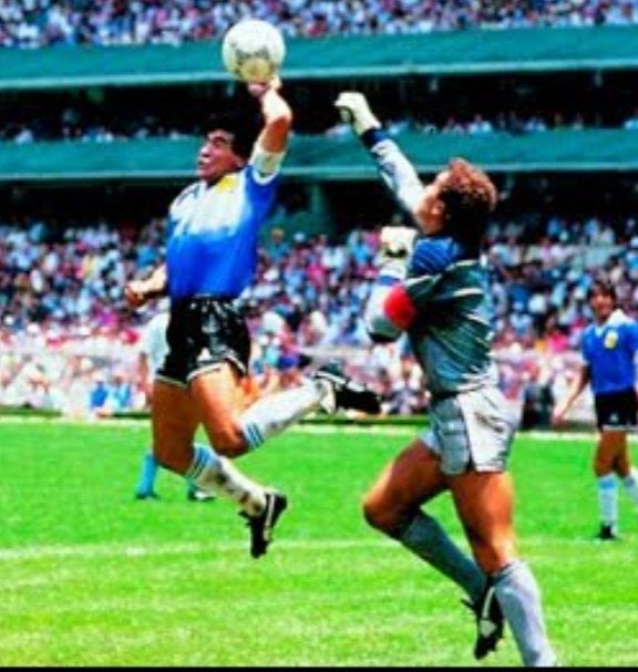 CML197's tweet photo. @derechazoar Un argentino diciendo que le robaron pero que es esto por dios https://t.co/3M2mcuC1ri