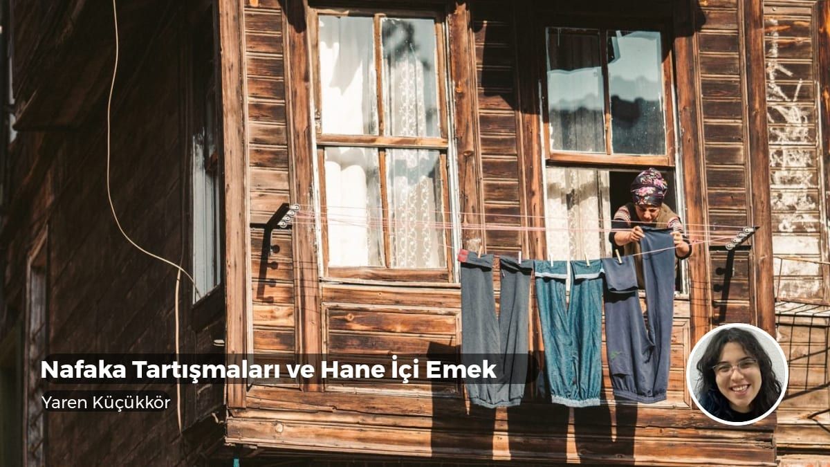 katmanportal's tweet photo. Nafaka Tartışmaları ve Hane İçi Emek

Yaren Küçükkör yazdı: https://t.co/jviFIA2E8X

Süresiz nafakanın iptaliyle yeniden gündeme gelen tartışmalar üzerinden, evliliğin kadını neden yoksulluğa sürüklediğini inceliyorum. Bu yazı, nafakanın bir ayrıcalık olmadığını ve aksine kadının görünmez emeğini bir de nafaka üzerinden okumaya çalışıyor.
