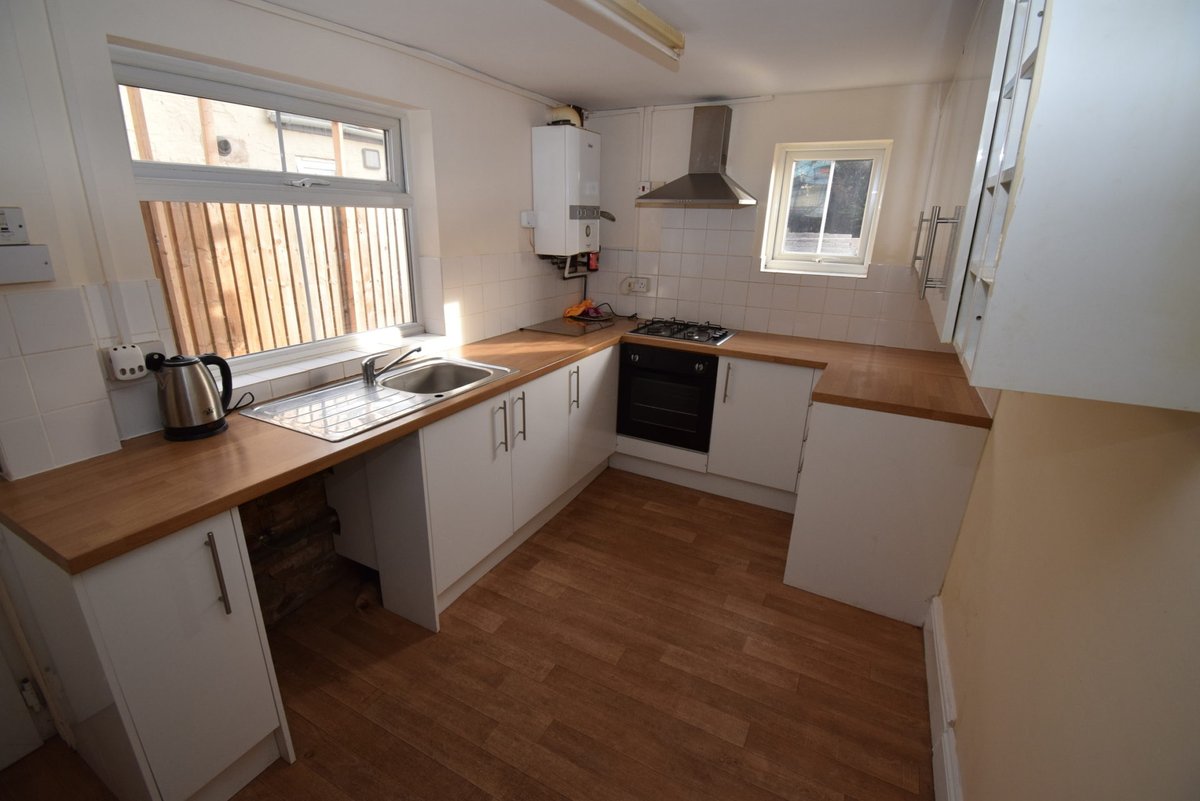 avani_property's tweet photo. π‘ TO LET | Mill Road, Wellingborough
Three-bedroom terraced home just minutes from the town centre and train station.
β New bathroom suite
β New carpets
β Rear garden
β Gas central heating
π· Β£1,050 PCM
https://t.co/jTh37LhB3Z
#ToLet #Wellingborough #PropertyToRent https://t.co/jYxwSd2Jio