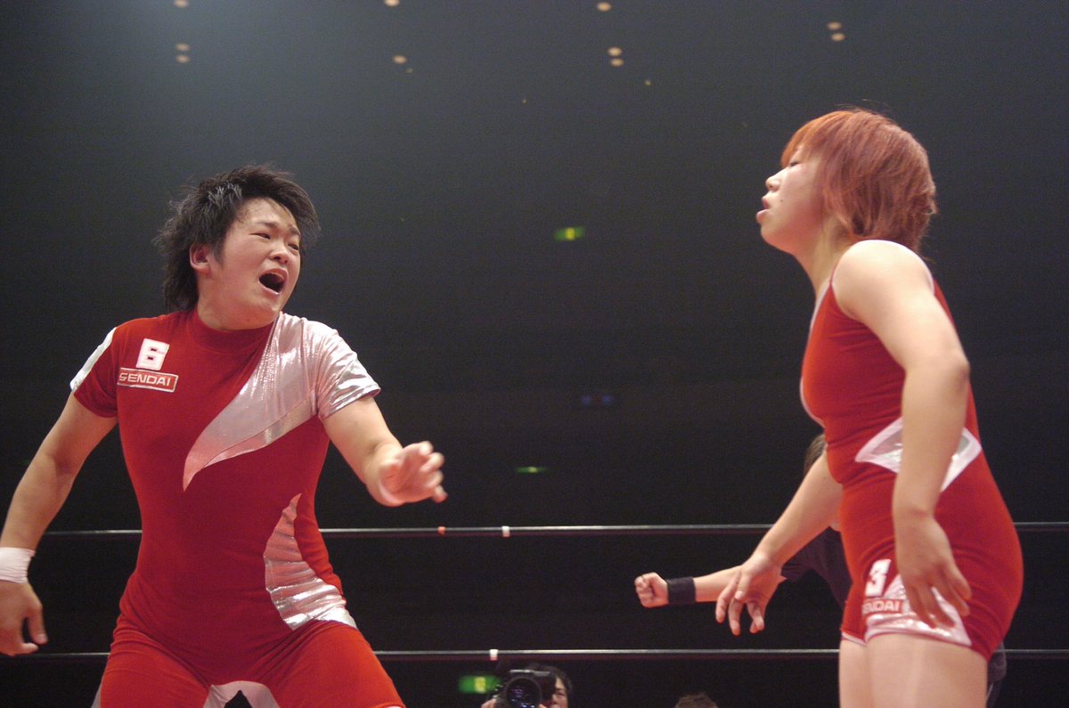 mizunami0324's tweet photo. 今日仙女で再デビューして19年経ちました。

応援してくださる皆様に支えられてここまでやってこれました。
本当にありがとうございます。

途中、引退しようと思った事もありましたが続けてきてよかった！

まだまだ頑張ります💪

写真は再デビュー戦の水波とチサコ。

#SENJO #ANIKI🕶️ https://t.co/aOAt6flX5b