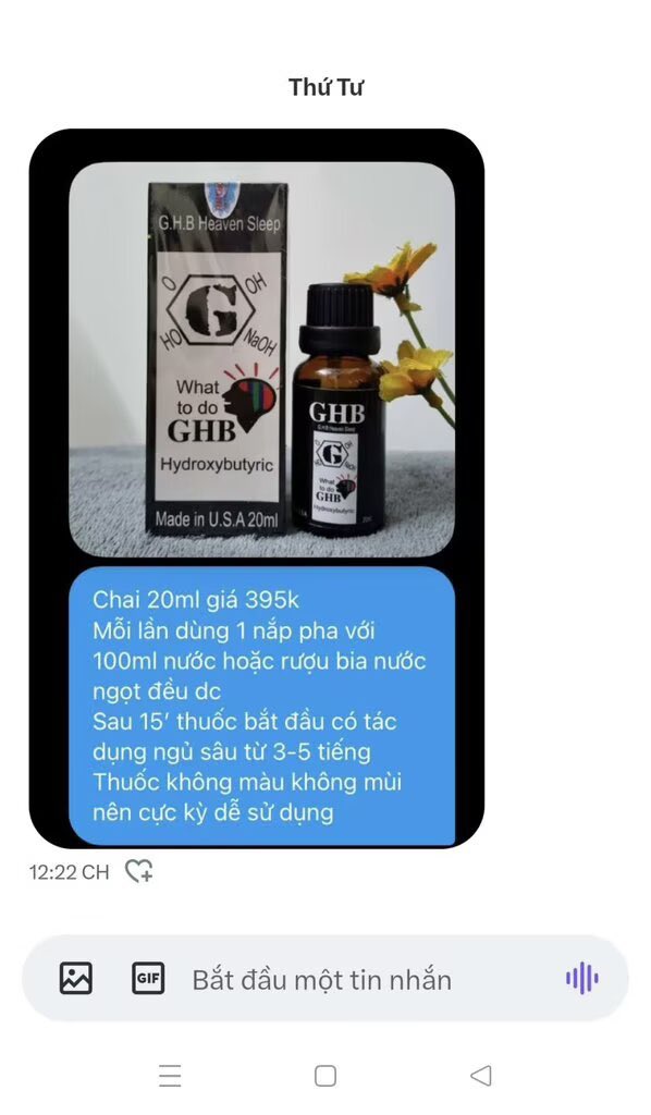 x0cma's tweet photo. 越南产品，天堂睡眠，想迷谁就迷谁，迷晕好办事，兑酒水饮料，深度睡眠，滴两滴药效5个小时，对方毫无察觉，醒来只是嘴巴有点渴，有需要的宝子➕主页电报滴滴https://t.co/9b8rTW9PMX https://t.co/liEmozNLpB