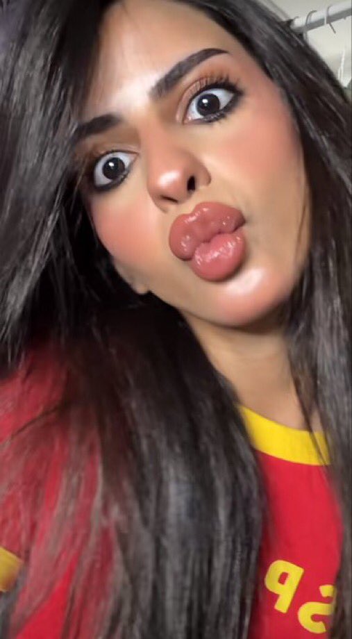7lppow's tweet photo. تعال بوبي احلبك واخنزرك على مشهورتك والعب بهرموناتك بمقابل لايك كارد 😵‍💫😵‍💫✨ً https://t.co/le0XsmzTPO