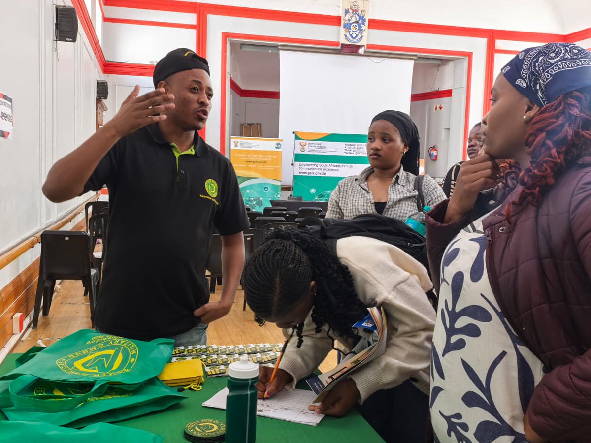Mil_OmbudSA's tweet photo. The Office joined (GCIS) in the Nelson Mandela Bay Region for a SADC Dialogue Programme engaging TVET college students on regional integration, youth participation and opportunities within SADC, to raise awareness of the Office existence and its mandate. https://t.co/RXB0Xx6DnM