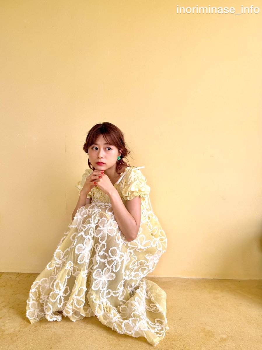 inoriminase's tweet photo. SummerChallenger発売日を迎えました🌻

久々のシングル制作はとても楽しかったです！早くこの3曲をみんなの前で歌いたくてうずうずしてるよ！ライブまでみんなもみんなのサマチャレを育てて待っていてね！

過ごしていく時間や思い出で明日が未来がその方向がもっともっと美しいものになっていきますように！
駆け抜けた夏が私たちになるように！
挑戦的な夏にしようね！

今夜はMV公開とFC生放送もあります！
CDの開封も配信でできたらと思います🪼
暑いから気をつけて過ごしてねー！

#サマチャレ