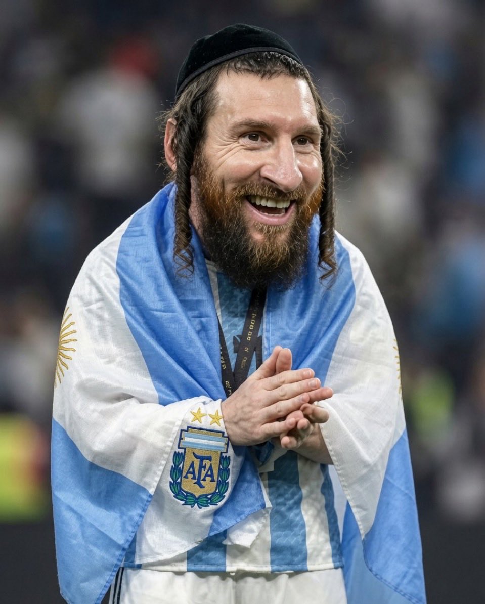 Acharner1's tweet photo. @Messismo10 Spain fu@ked hard zionist terrorists 😂 https://t.co/oZ5vyMHyOR