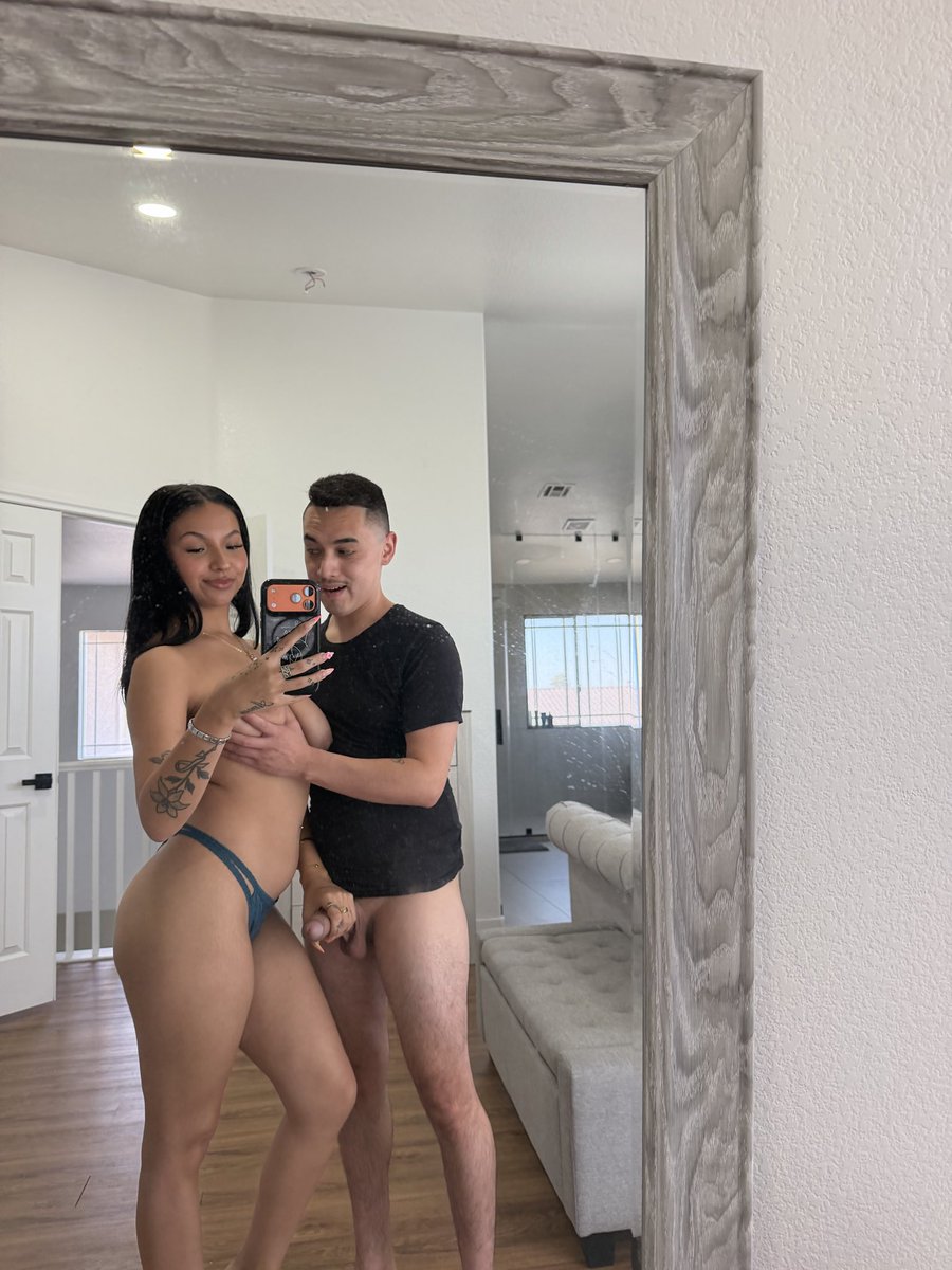 theravynmooree's tweet photo. would you join us?🫣 @joshualewisxxx @elcaballoloco_ @RealGirlsFrick https://t.co/lkY79Weu22