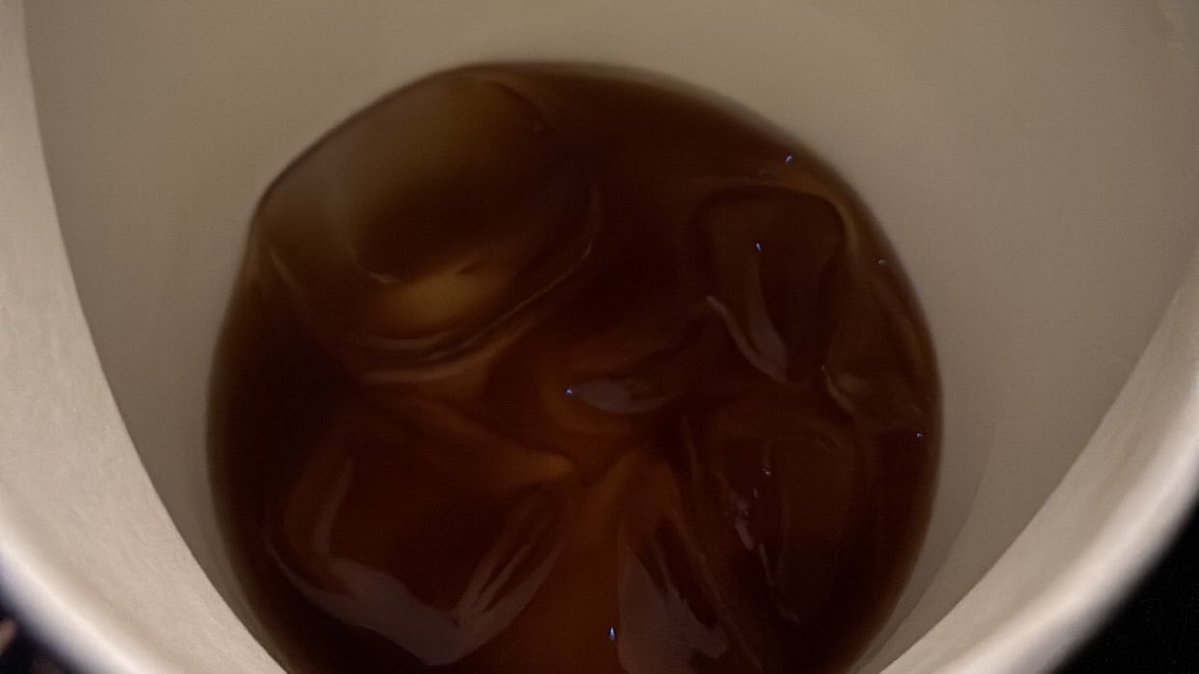 a6toog's tweet photo. يمكن كسير العظم - يبرا بتجبير
ويمكن  علاج  العين   بأيات  تقرأ

ويمكن  صياح  الألم  يبرا  بتخدير
ويمكن قلوب الناس بفلوس تشرا

كلّ  العلل   تبرا  بسبه    وتدي��ر ..
لكن مريض الشوق وشلون يبرا )! https://t.co/H4cyCEn5AQ
