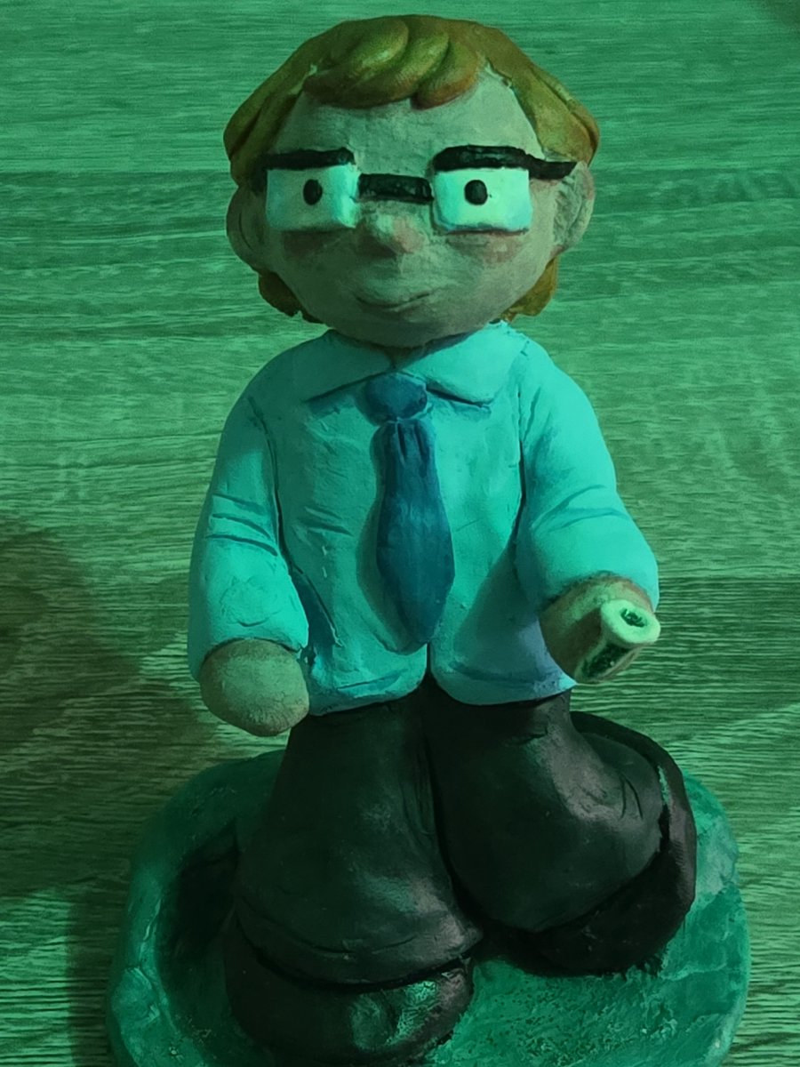 aerospiders's tweet photo. @JohnCogs5 + more photos, unfortunately made him at a weird angle so he looks a bit wonky lol but for my first time baking polymer clay i think he turned out quite well! https://t.co/AED5NsVhRZ
