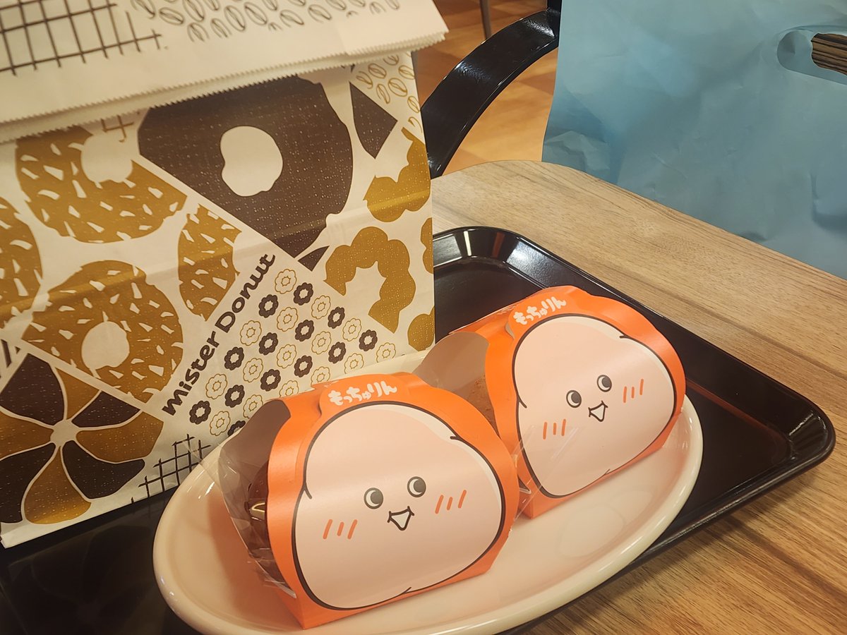 Garchomp_nico's tweet photo. もっちゅりん、いざ実食！！！ https://t.co/adZiP8akdZ
