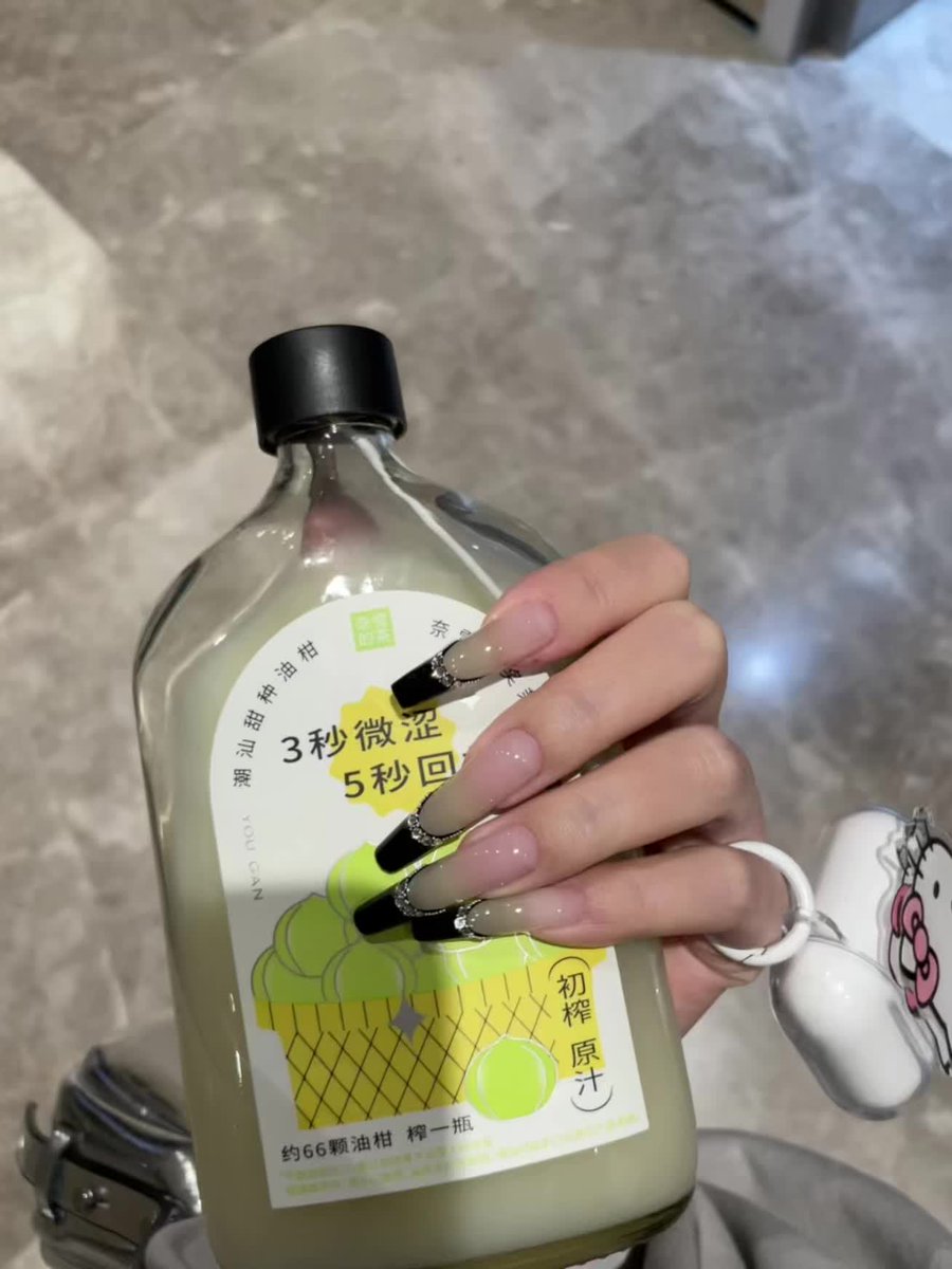Ash929212's tweet photo. 想念我的甲 打瓦实在打不来 有没有职业队买我 https://t.co/huUf7iHZm1