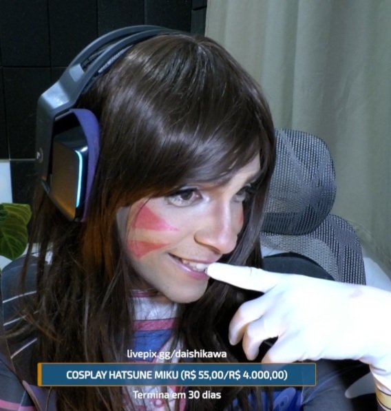 AcervoDoTerror_'s tweet photo. Amigas, oque acharam do cabelo da nossa diva?! 🤌😜

@_Daishikawa https://t.co/YDUXIONsUl