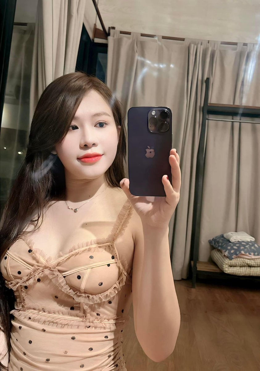 JolandaConyf's tweet photo. 😲 https://t.co/fLxqUDjYLQ