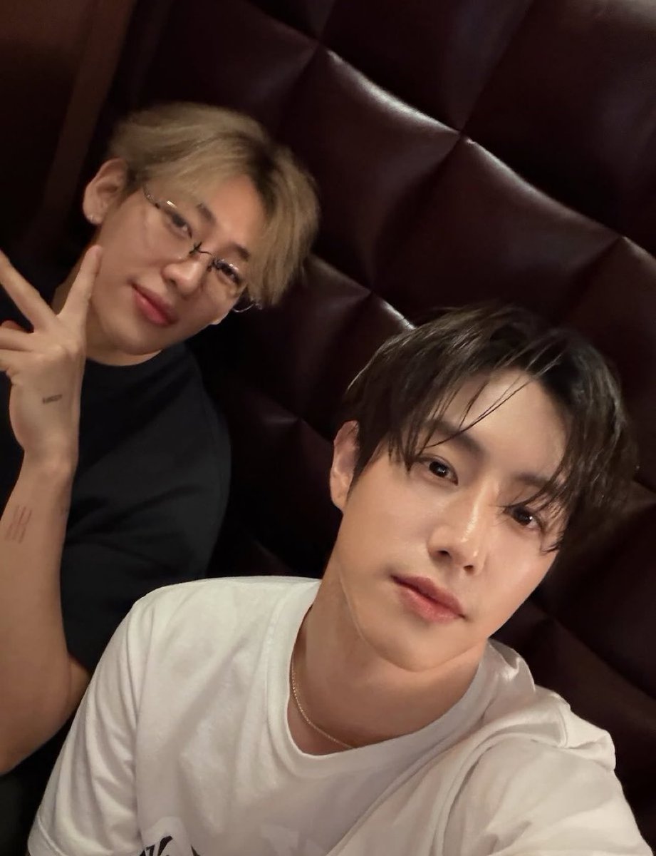 getgot7it's tweet photo. มาร์คแบมแฟนกันหรอค่ะ 🥹🤏🏻 https://t.co/wP0orlJ5tY