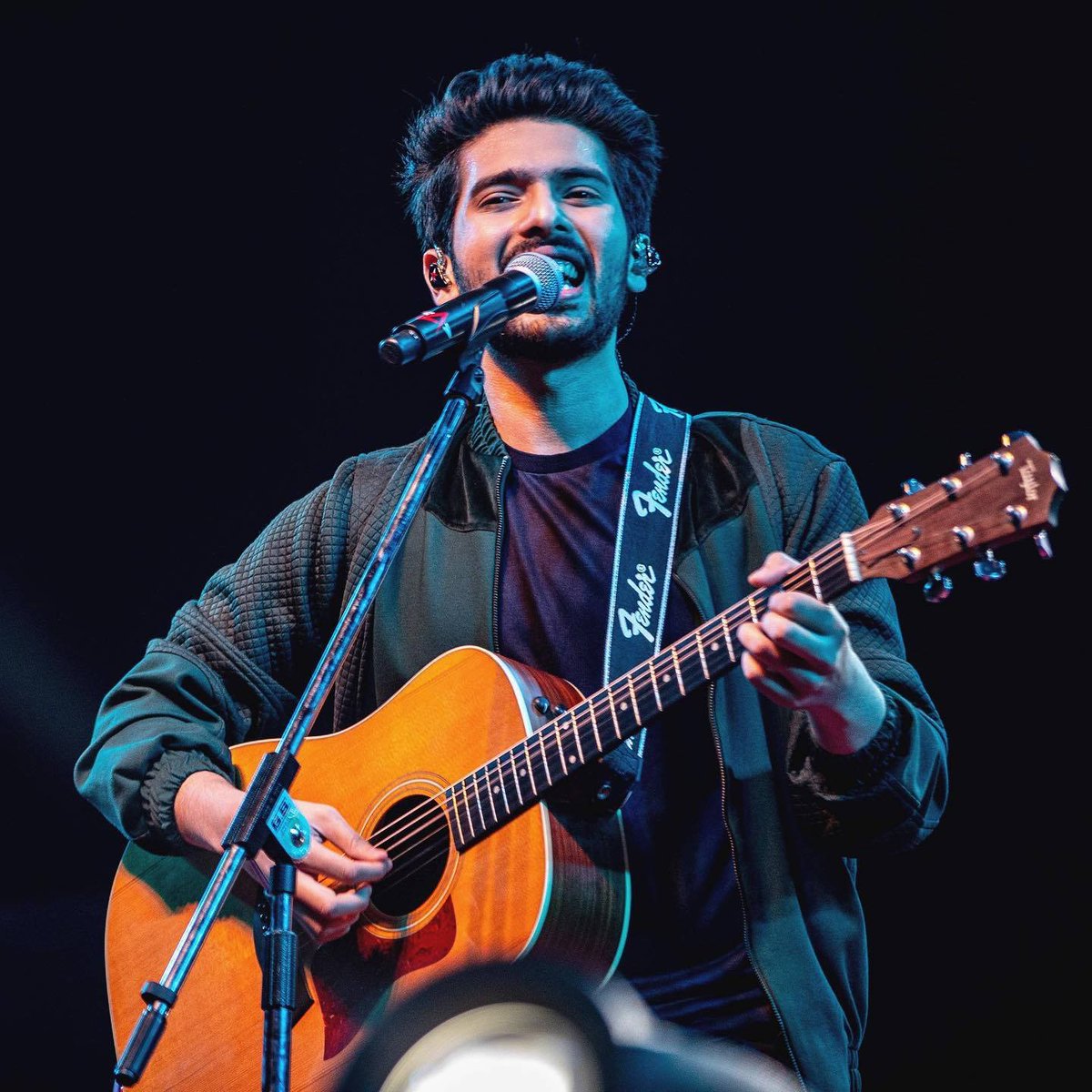 Amaalxheart_'s tweet photo. Happy Birthday, @ArmaanMalik22 . ❤️ Your voice is more than music—it's an emotion. Forever grateful. 🎶✨
#HappyBirthdayArmaanMalik #ArmaanMalik #Armaanians #ForeverFan #MusicHeals #BirthdayWish #IndianSinger #FanLove https://t.co/fGmoobvHM4