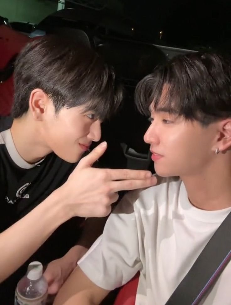 onlynd1_Tata's tweet photo. ┃ @ᵒⁿˡʸⁿᵈ¹_ᵗᵃᵗᵃ ft. @Nevtrxczy 

Happy bday to you, teerak 🤍🎂 https://t.co/uxlmmrWMeF