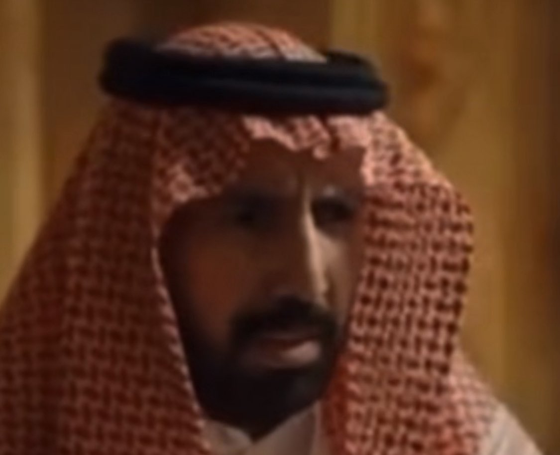 ulir_o's tweet photo. واهني اللي ليا مال جسمه السرير
نام مرٍ قد قرا ايه ... ومرٍ ماقرا 

ماهو بمثلي من الثلث الاول للاخير
اترجا النوم حتى سرا الليل وسرا 

واهني اللي ليا تاه ... يقدر يستشير
عكس من يشرف على الموت ما حيٍ درا https://t.co/IDoRddwxlm