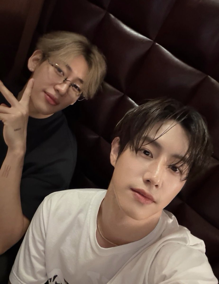 sodaza9397's tweet photo. คนไทยเป็นอะรัยกับ ฟก 🤧 https://t.co/H6WWvgbdNi