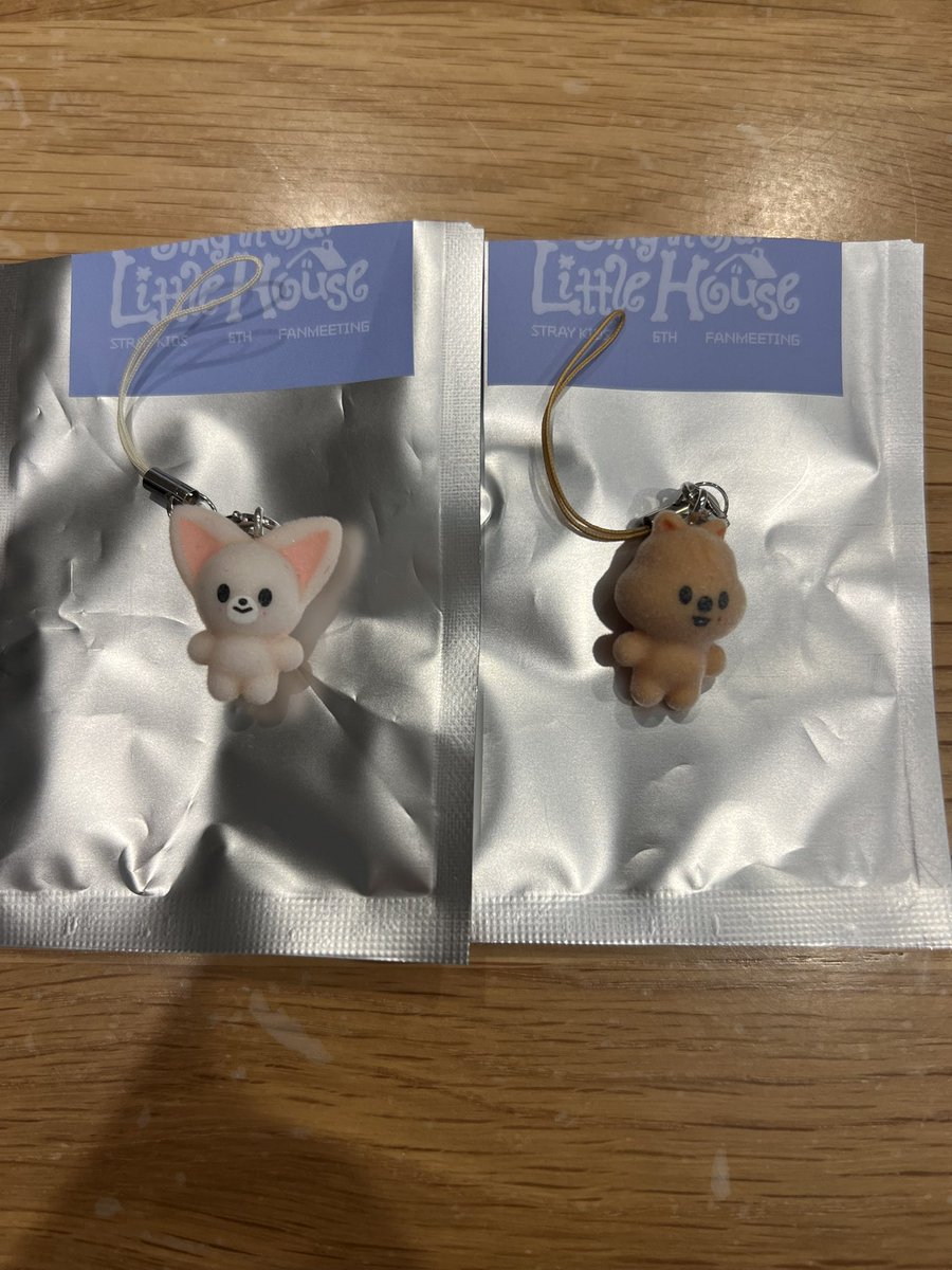 YU_LILY1123's tweet photo. StrayKids スキズ  交換　フロッキー　ランダム　ペンミ　グッズ　

譲: ハンクオッカ🐿️フォクシニー🦊
求:リービット🐰パピーム🐶

条件合う方、お気軽にリプお願いします✨
まとめてでなくても大丈夫です！ https://t.co/9Qx6EI3zap
