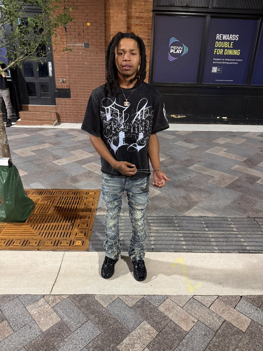 tnomojo's tweet photo. My life been litt im just turning up a notch🤞🏽🤩2️⃣3️⃣ https://t.co/A6F6BlMwfQ