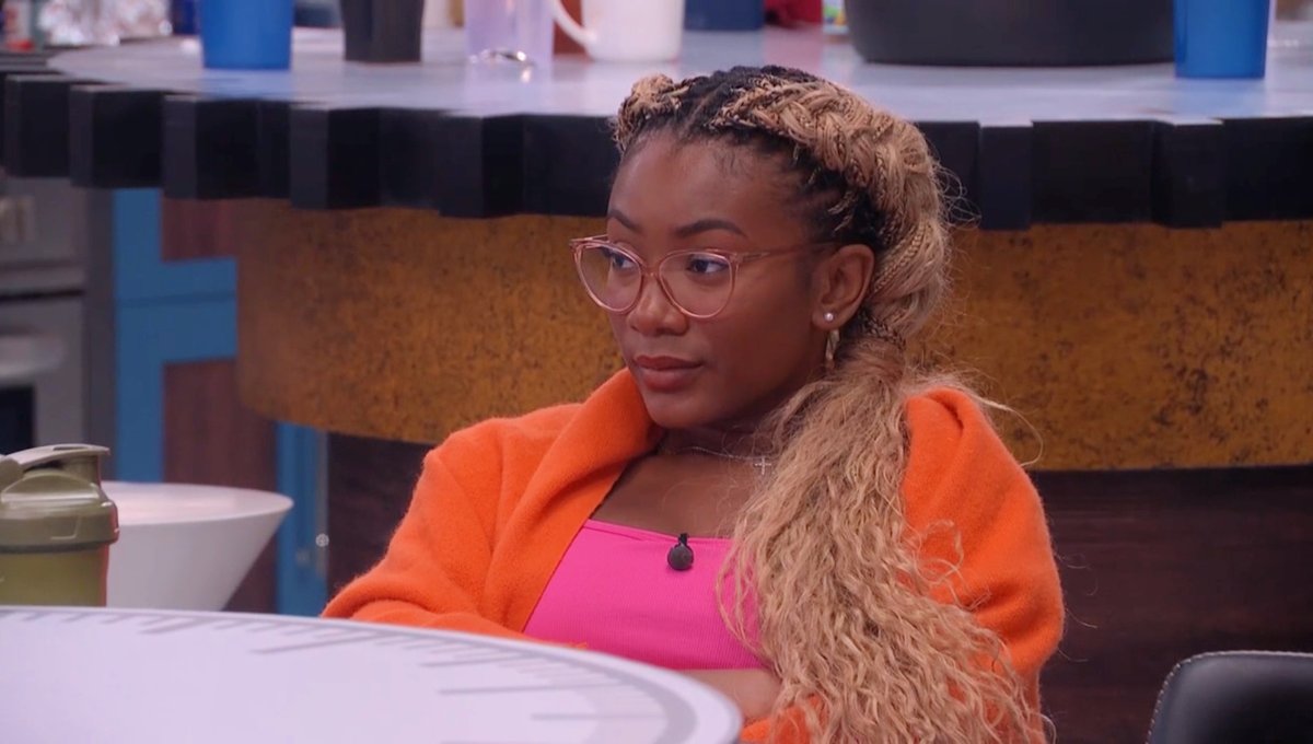 89razorskate20's tweet photo. ⌛️WEEK 2, REPOST &amp; LIKE If You’re Team TAYLOR! #BB28 https://t.co/LYWvpF1zAL
