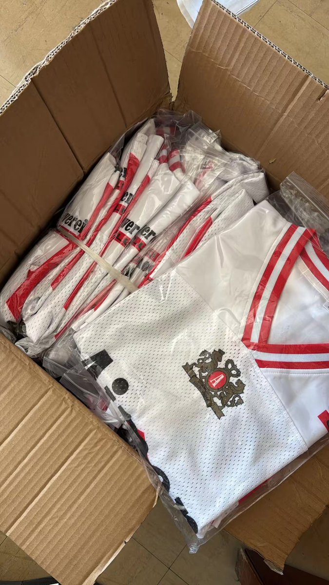 hugoxgrinds's tweet photo. What a beautiful piece of work 
Restocks 24/07
https://t.co/YBGIFCFx1S https://t.co/JZxAVzeoAs