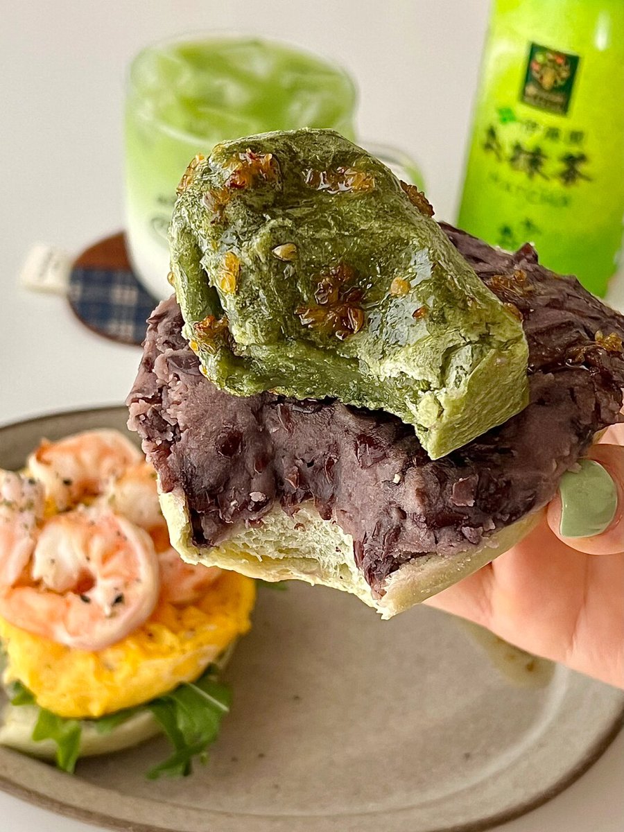 Adriandrei3's tweet photo. Just tried the new café’s matcha latte with red bean foam – silky, balanced, and the perfect midweek pick-me-up! ， https://t.co/EVjn8yc2cB