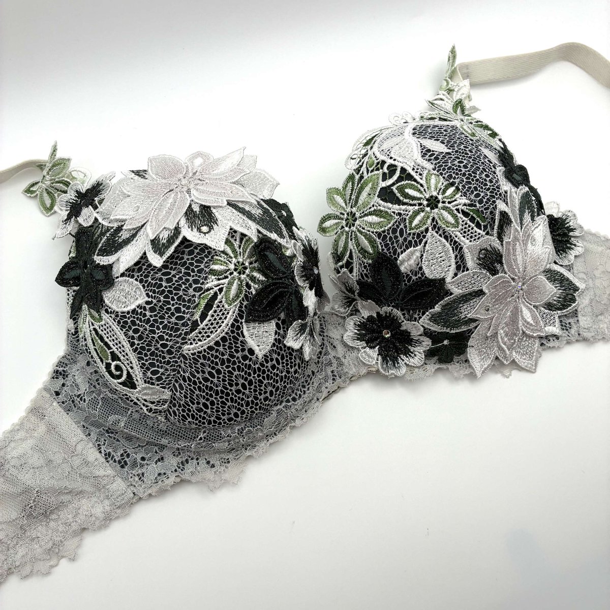 salute_misaki's tweet photo. #Reサルート #新着商品 #salute https://t.co/yQUgRCmuSz