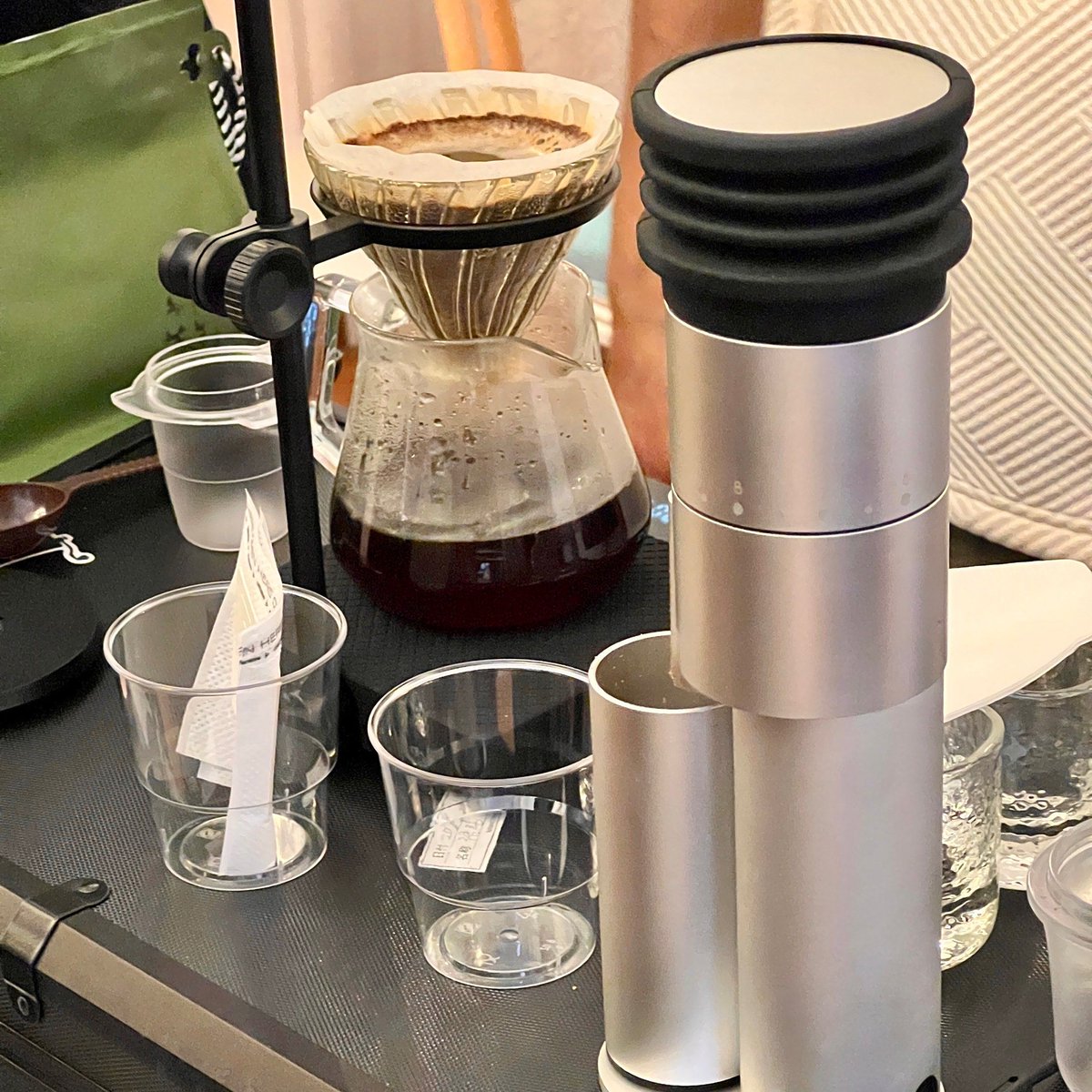 EarleanBomsh's tweet photo. [ Coffee lovers! Join our Campus Coffee Tasting this Fri 4-6 PM at the Student Center. Free samples + barista tips waiting for you! #CampusLife #StudentClub]， https://t.co/EwbuHMDEqM