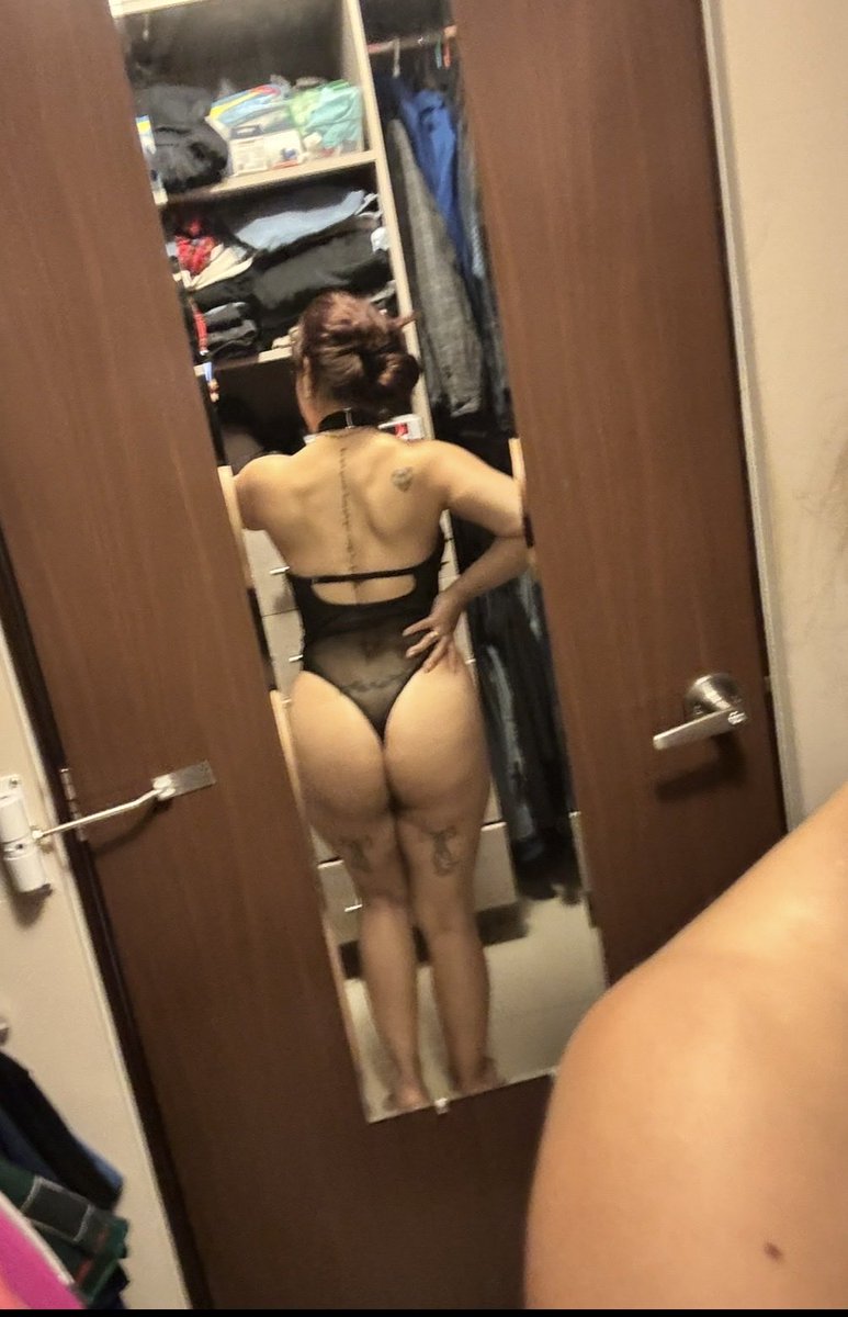 KarmaDeMouse's tweet photo. Este fin mi cuernudo y yo andamos de aniversario y queremos festejar a lo grande 😈🔥🔥🔥singles disponibles ? https://t.co/pIUTKXBHF2