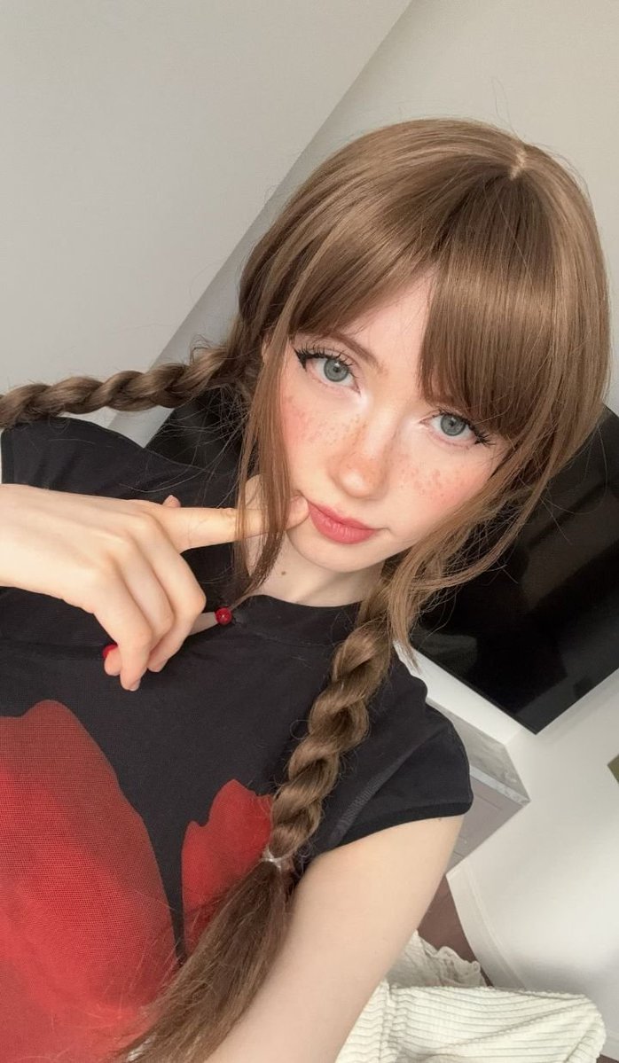 Chloe_Nice1's tweet photo. My smile is not interested here 🤧🥱 https://t.co/tz1D9548eq