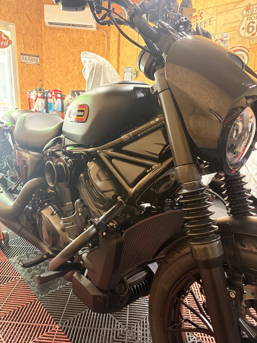 bikelean's tweet photo. RH975 ナイトスターの5回目のリピーターのお客様で泡洗車させて頂きました🫧

わざわざふじみ野市からのご来店誠にありがとうございました🙇

https://t.co/S1AUuWJ6JQ
https://t.co/MwCFCmpK4F…
#bikelean #バイクリーン #洗車 #バイク洗車 #バイク洗車専門店 #バイク洗車場 #富士見市 #バイク好きと繋がりたい #バイク乗りと繋がりたい  #flhx #xl883 #z1100 #rh975