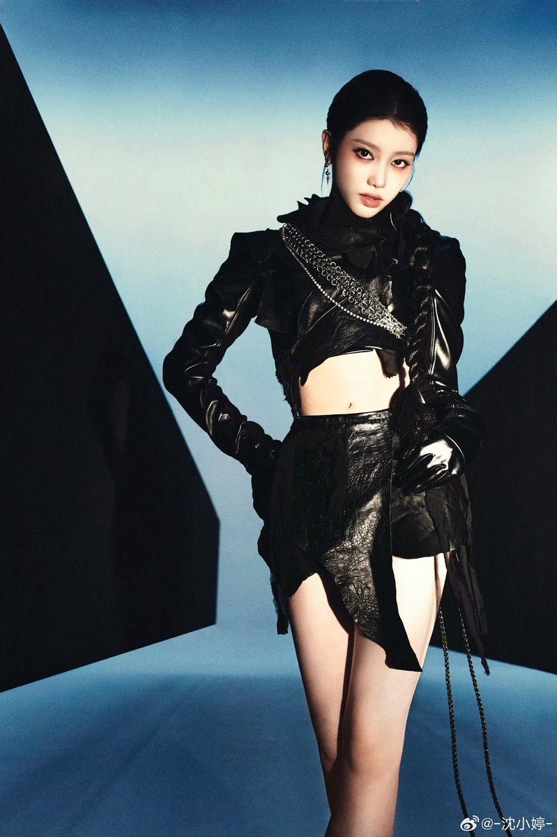 Xiaoting_CN's tweet photo. 沈小婷 (XIAOTING)
THE 1ST DIGITAL SINGLE
 [传说(LEGEND)]

𝟎𝟏｜挣脱桎梏，启程

2026.07.30 0AM (CST)

#沈小婷 #XIAOTING #샤오팅 #シャオティン #케플러 #Kep1er #LEGEND https://t.co/bbXZrDhQ1s