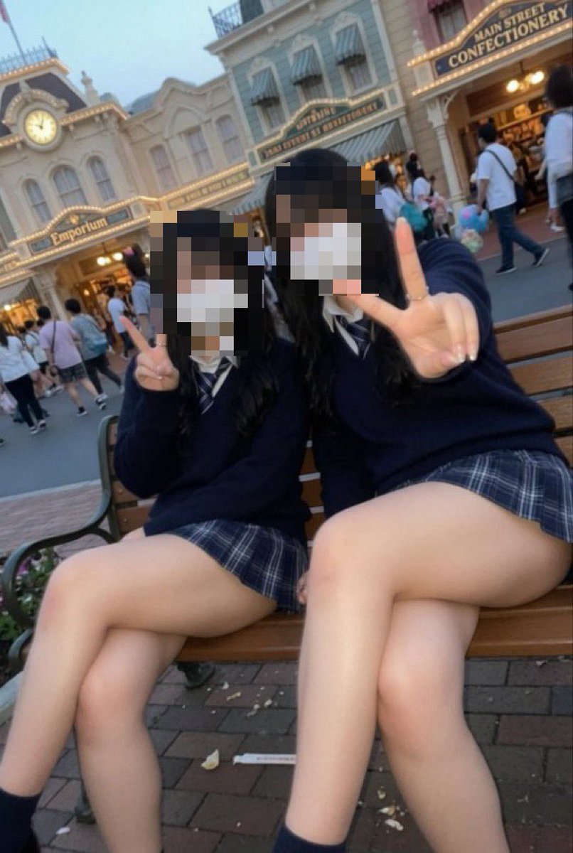 yuikamf's tweet photo. 今日からゆぃかは゛゛...💭🎀

JK様の゛...💭🎀

生足が弱点で゛..生足でしこしこするのが大好きなマゾちんぽです゛..💭🎀

現役高校生なので゛...💦💭🎀

みんないっぱい゛..JKの生足貼って

夏休み明けJK様に逆らえなくな��ようにしてください゛...💦💭🎀 https://t.co/Q7XjJOXpHk