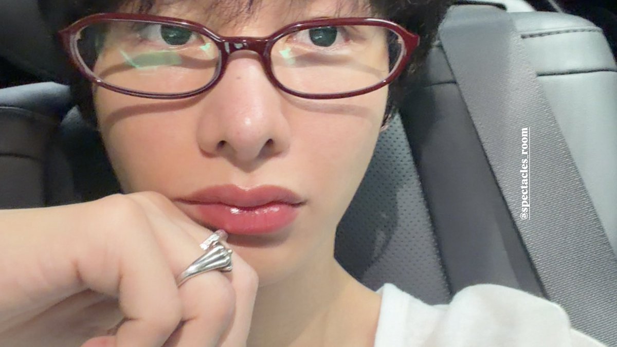 offgun_family's tweet photo. ไปทำงานรึเปล่าน้า~ แป๊วแหววของอุนแม่ 🤗 @AtthaphanP     

📸 IGs : gun_atthaphan    

#กันอรรถพันธ์ #GunAtthaphan https://t.co/VustRicpbl