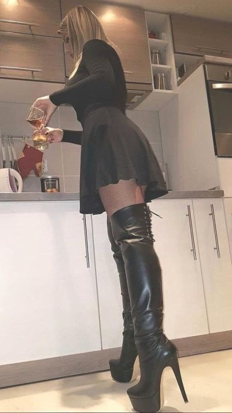 leather_jayla01's tweet photo. https://t.co/yIzNX0xXQW